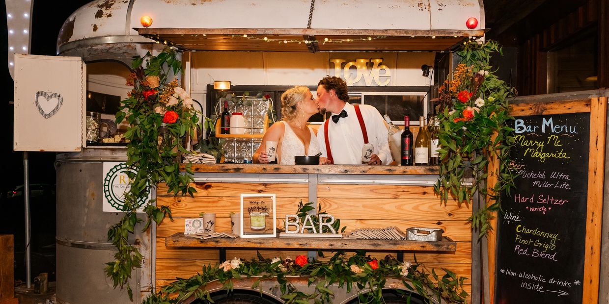 Lovely mountainview wedding at Lewallen Farms, captured by JenniferG Mills photography.  Mobile bar
