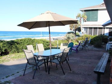 Large beachfront patio overlooking the Gulf at Lotts of Sun