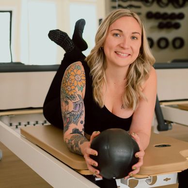 Reformer Pilates Instructor Mae Bonnaci