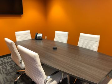 Medium conference room