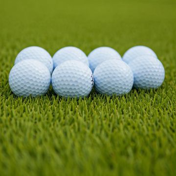 8 Golf Balls