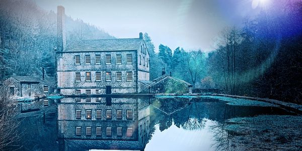 Gibson Mill Hardcastle Craggs 