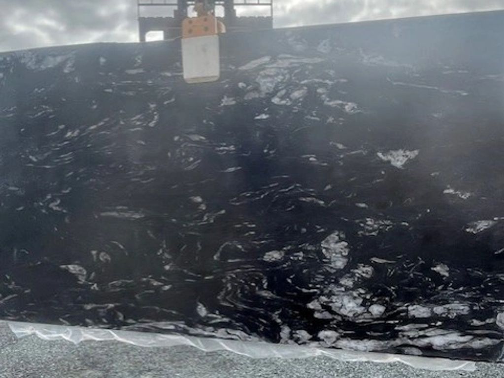 Silver Waves Leathered Granite