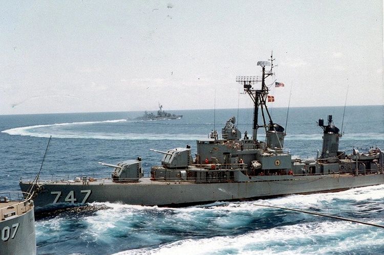 USS Samuel N. Moore (DD-747), 18 November 1963.