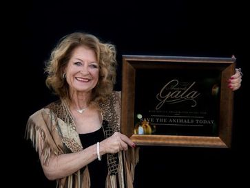 Pattie winning Temecula Valley Charitable Organization of the year in 2019.