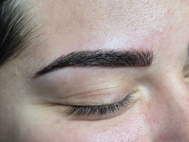 Combination Strokes and Powder Eyebrows Tattoo 