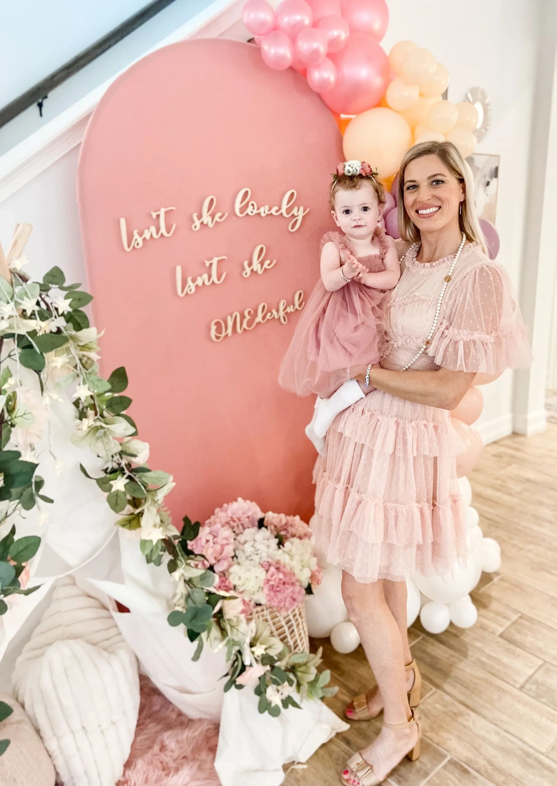 First Birthday Party Ideas for Girls - Later Ever After, BlogLater Ever  After – A Chicago Based Life, Style and Fashion Blog