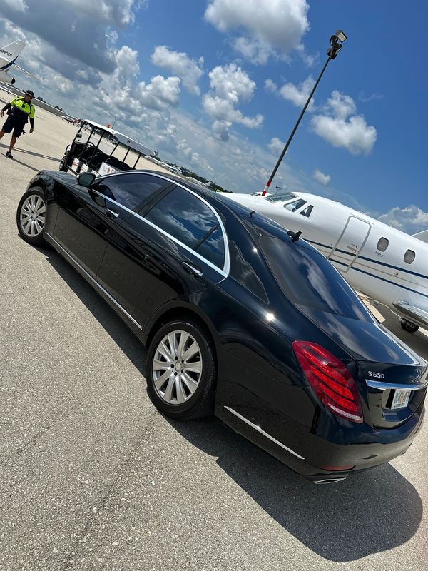 TOP LIMO NAPLES FLEET AT APF NAPLES FLORIDA 