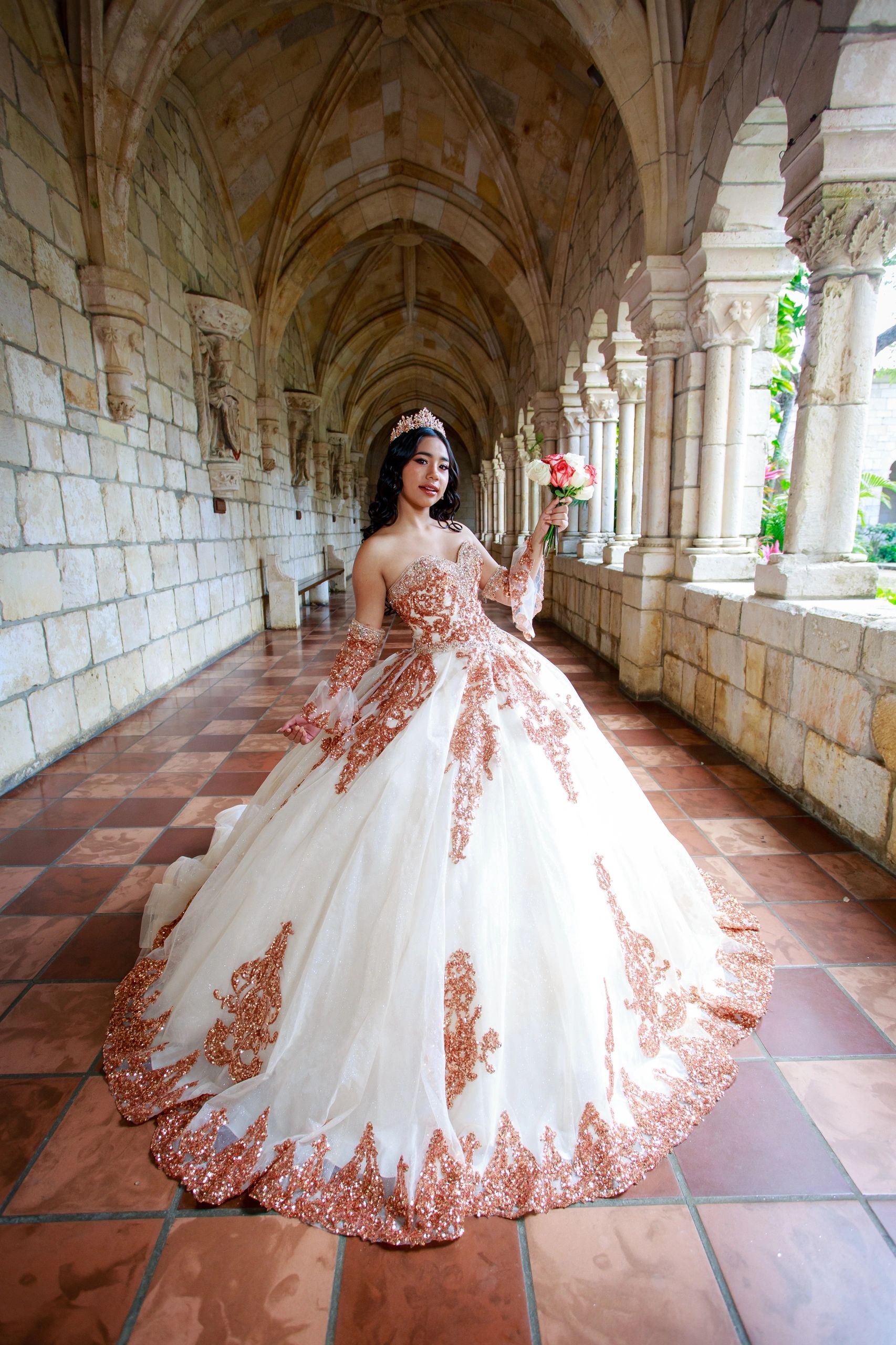 Gorgeous Quince Gown
Chanpagne with Rose Gold Details 
