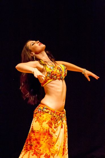 Mychelle Crown, Bellydance and Pilates in Northern California.  Weddings, classes, parties, events. 