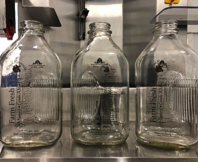 HOLY COW! 5 Reasons Glass Milk Bottles are the Way of the Future