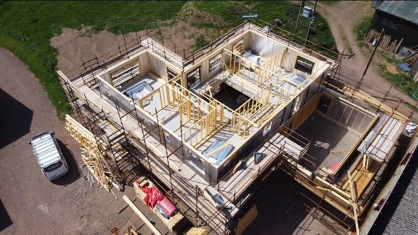 Main contractor