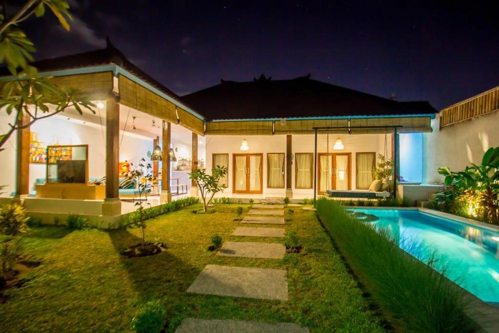 Villa Orked 2: Contemporary, airy space, fantastic amenities.