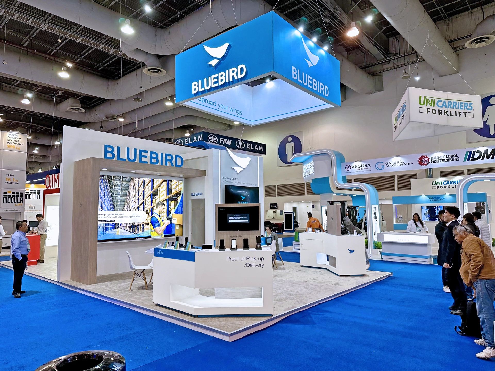 Stand Bluebird en Logistics Summit & Expo 2024