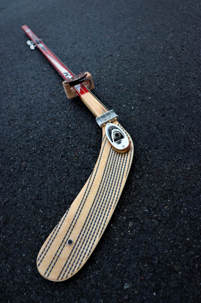 HOCKEY STICK 3 STRING GUITAR.