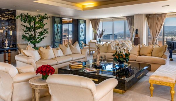 VALLEY LEATHER FURNITURE