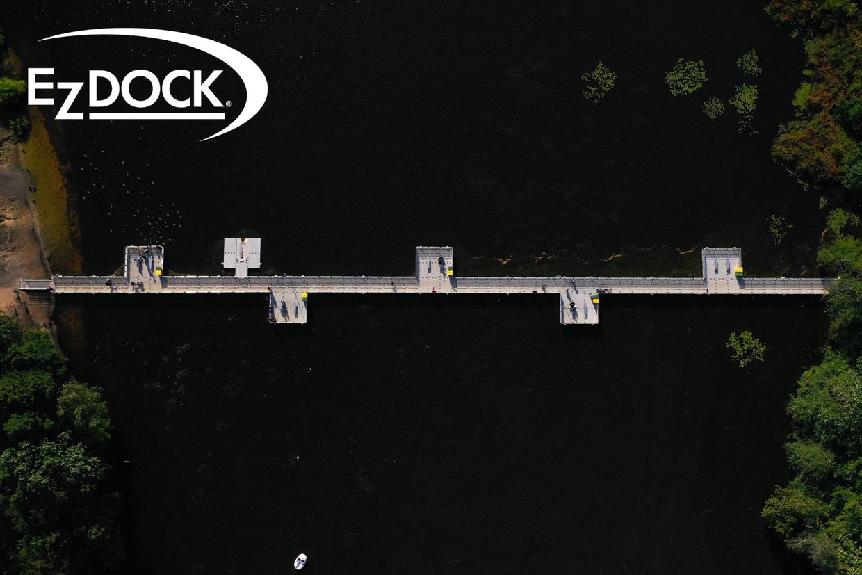 Floating trail with platforms