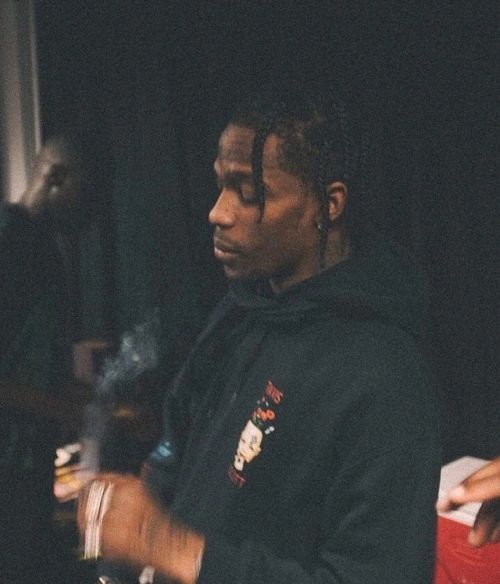 Мерседес travis scott Мерседес travis scott