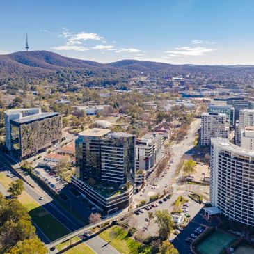 Ready to find your dream property on the Canberra? Let’s start the search!