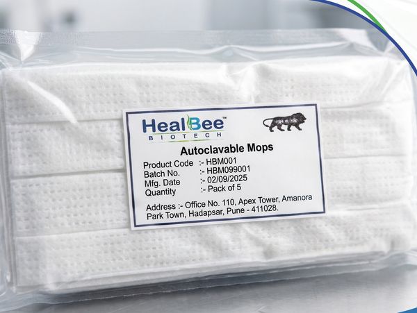 Pack of autoclaveable mops from HealBee Biotech.