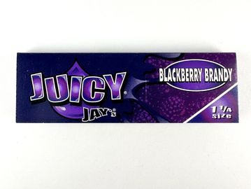 Juicy Jay's Blackberry Brandy flavored rolling papers, 1 1/4 size.