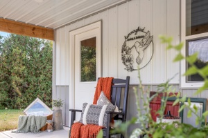 HUMMINGBIRD HEALING & WELLNESS