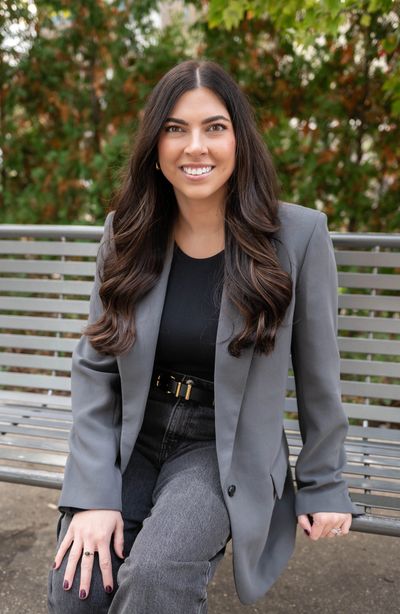 Anxiety Therapist in Farmington Hills available in person or virtually. 