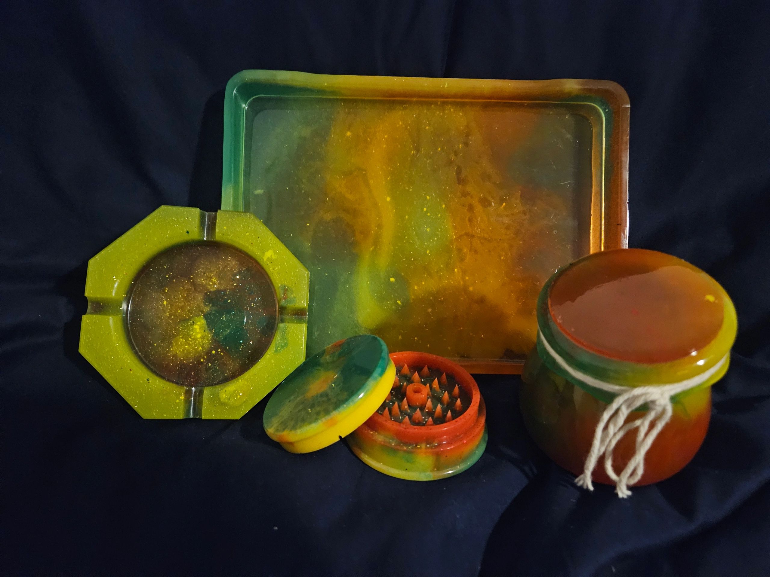 Epoxy Resin Grinders, Trays and Jars Highly Resinated