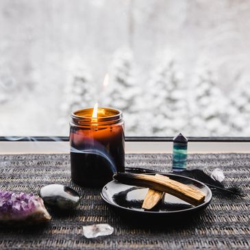 Energy tools
crystals, candles, holy wood 