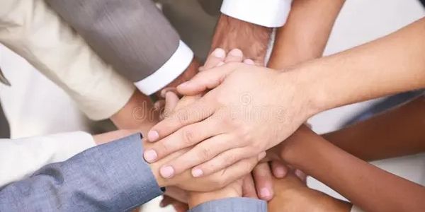 Wavetable Metaphysics
Customer Service
Unity in the community