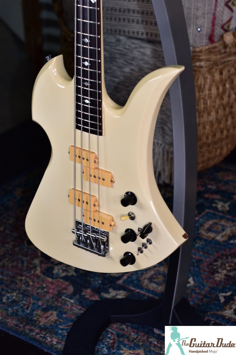 Fernandes Mockingbird Bass MB-80 - Neck Through - Aged Snow White (B.C. Rich Clone) Made in Japan