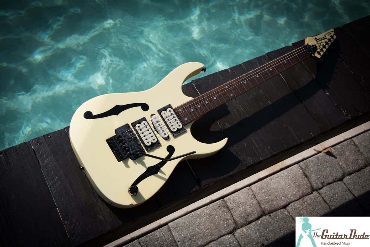 1995 Ibanez PGM-30 "Paul Gilbert Model" Ivory - PGM30