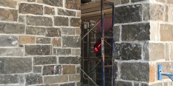 Highlands Ashlar Chopped Thin Veneer Stone by Melissa and Ross