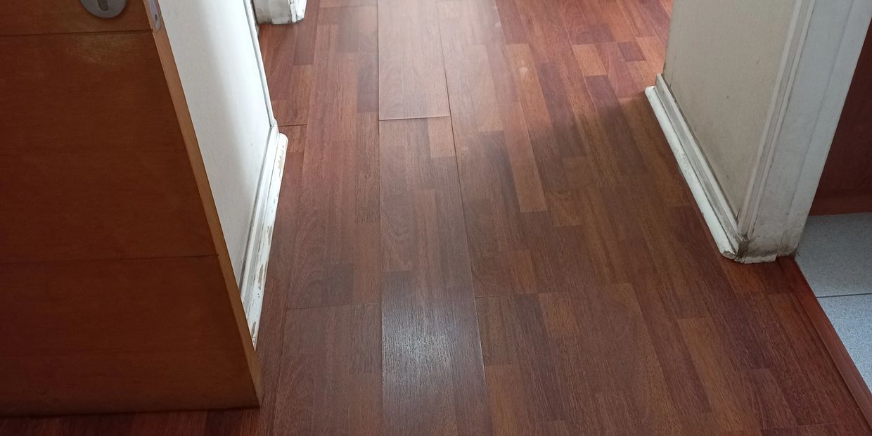 Piso Flotante recuperado después del servicio de Burbujas, genial.