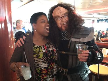 Star the Cruise Klingon Pub Crawl  -  Subrina and Chancellor Gowron.