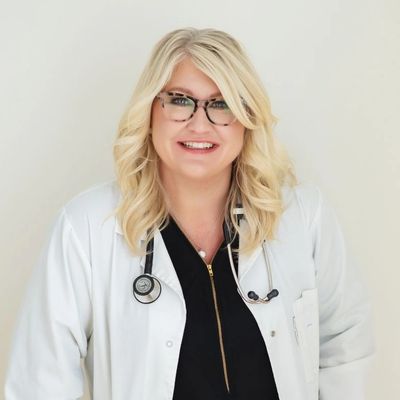 NCLEX Education founder Shelly Luhning, Canadian registered nurse, NCLEX tutor, NCLEX in Canada