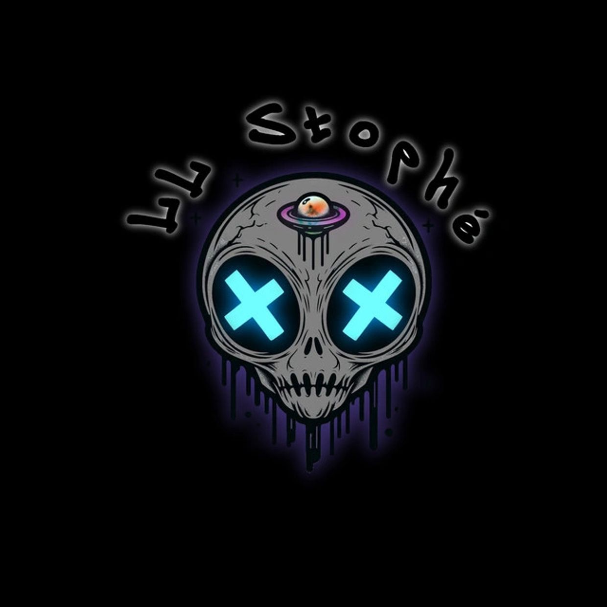 Glowing-eyed alien skull with the text "TT Strophe".