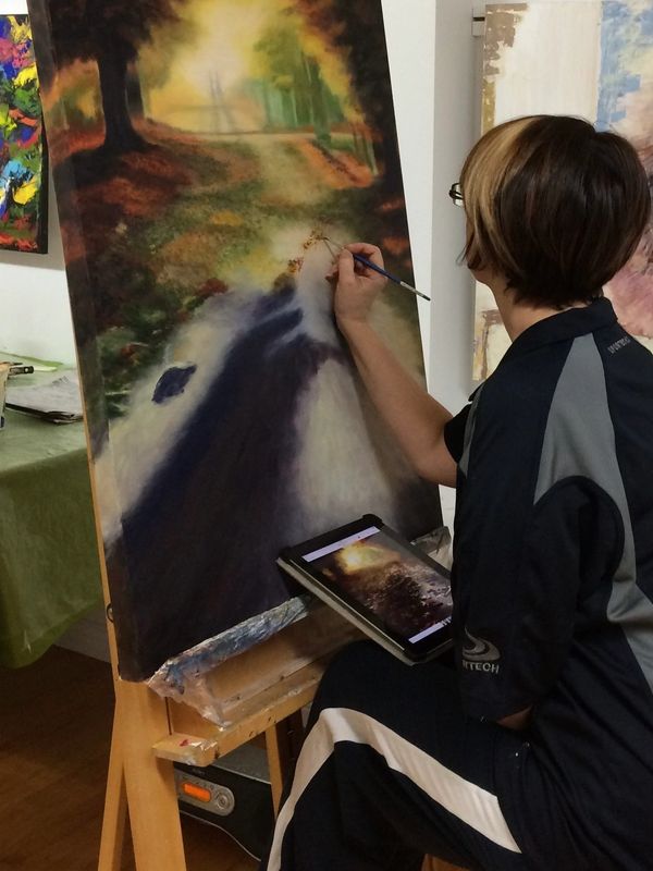 Moi à mon cours de peinture.