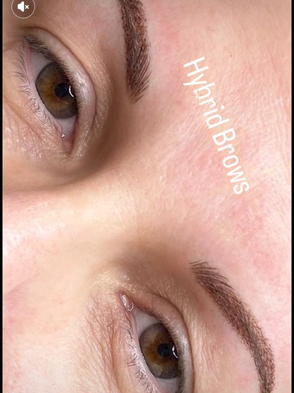 Close-up of eyes with freshly done hybrid brows.