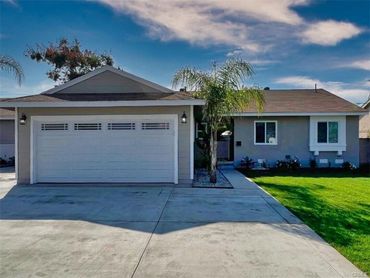 house for sale in Anaheim