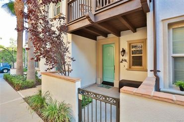 condo for sale in Anaheim near Disneyland