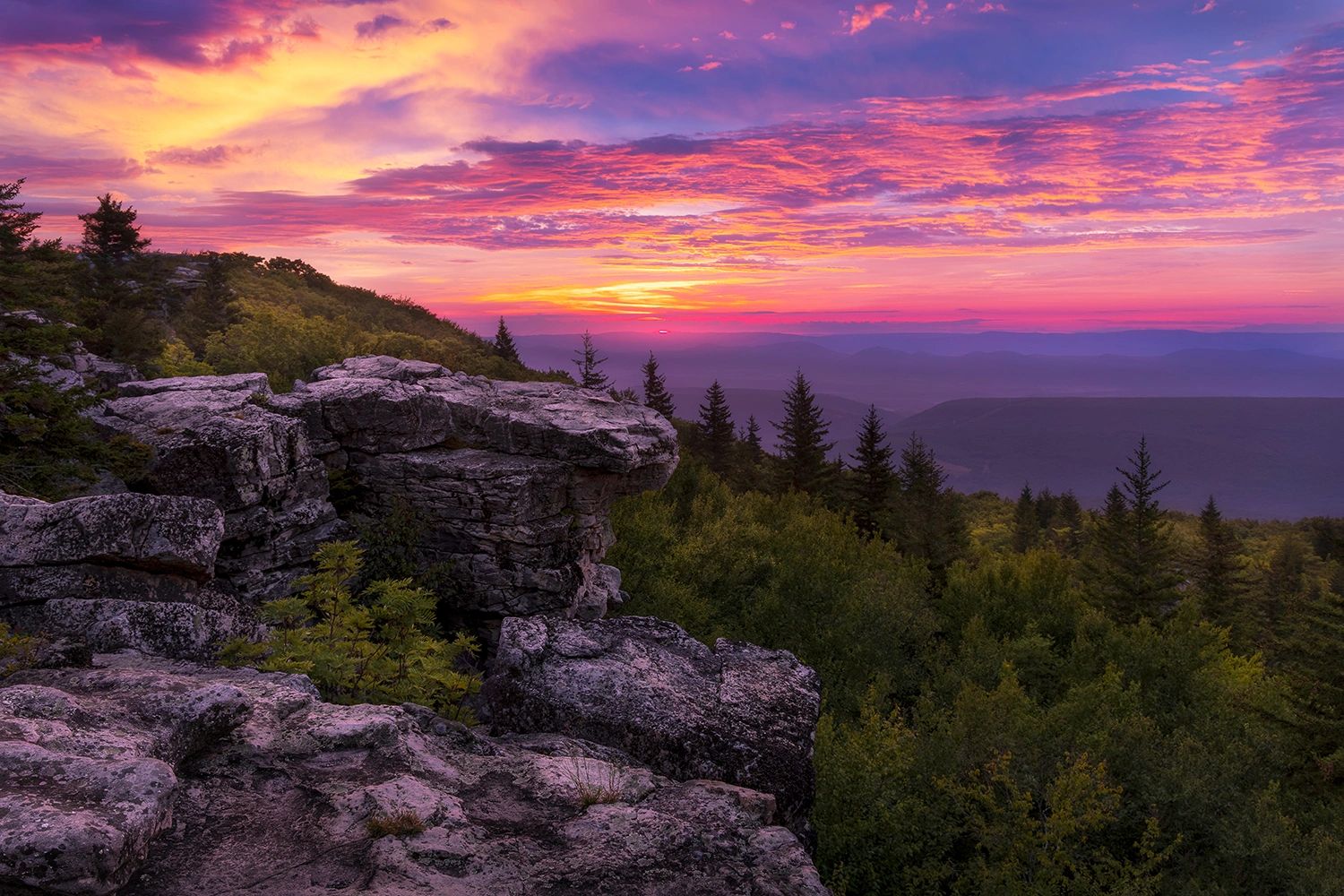 Squatch Rocks Stunning Landscape Photography | Son of Squatch
