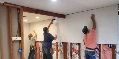 Hanging drywall, home remodel, home repair, new kitchen, kitchen remodel, D.I.Y, DIY, Fixer upper