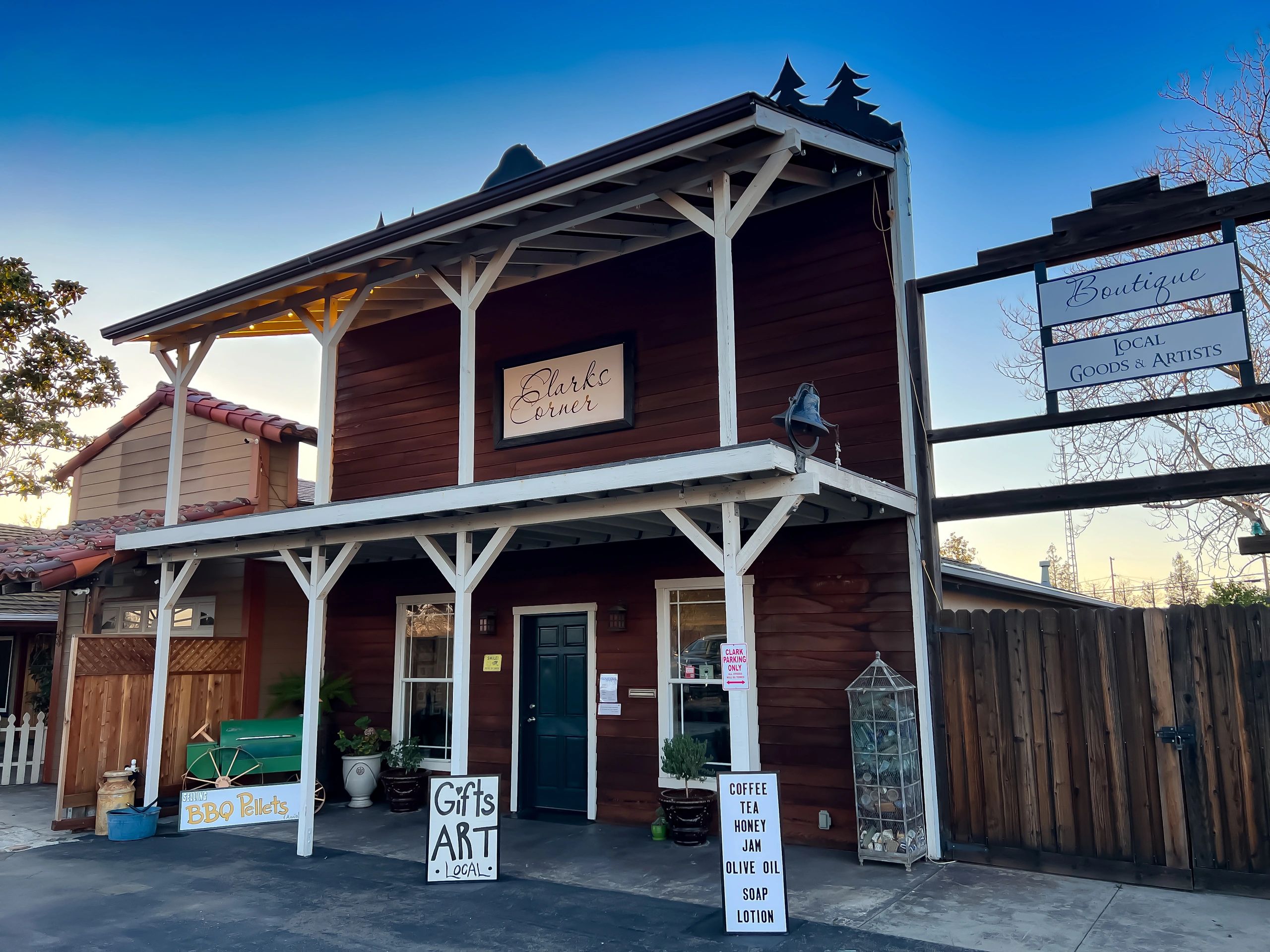 Clarks Corner Contact, Hours, Retail