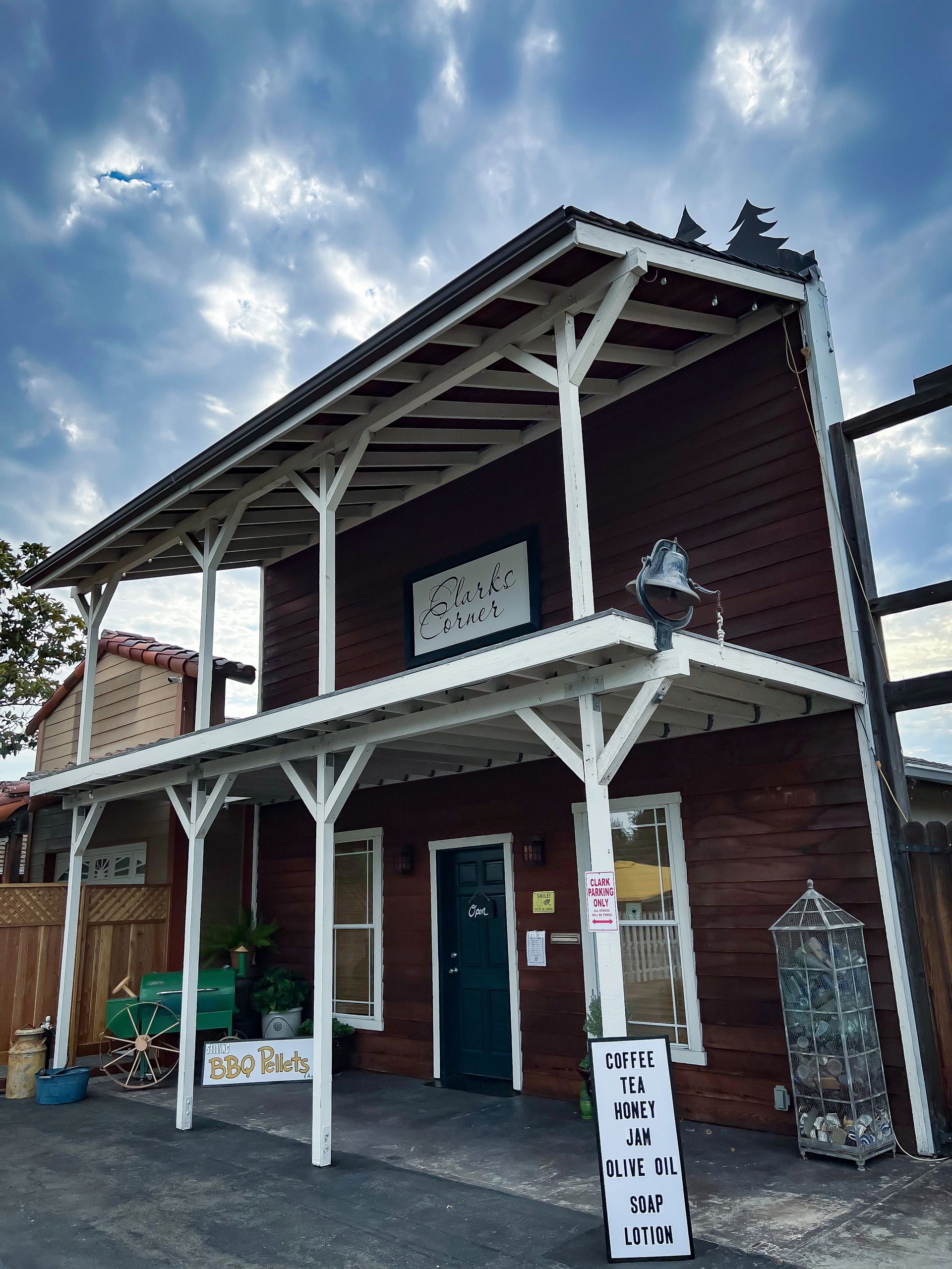 Clarks Corner Local Boutique Rocklin, California