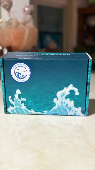 Jr. Marine Biologist Adventure Kit box