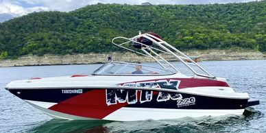 Boat rentals austin. No captain boat rentals. Boat rental lake travis. Pontoon rental lake travis