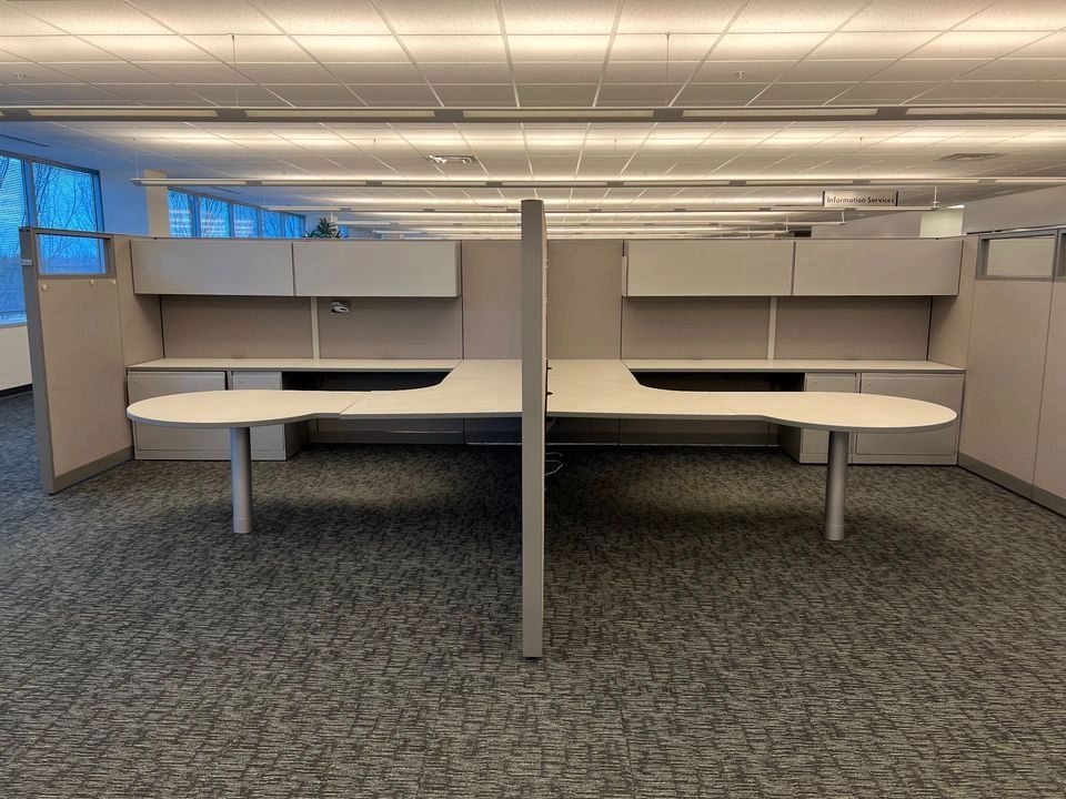 Steelcase Answer Manager Stations 8x10 and 10x12