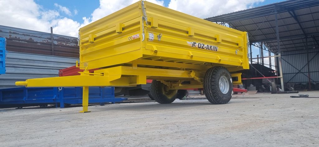 2,5 TON TEK AKS GERİYE DVİRMELİ RÖMORK
BOY 2700 mm
EN:  1700  mm