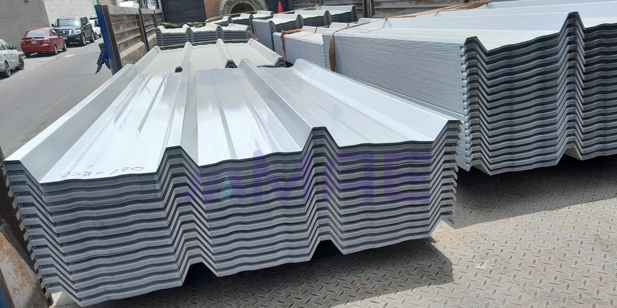 cobertura metalica de aluzinc metalshield 4GR gris ral 7040